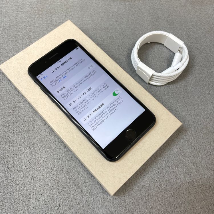 ����Ʊ�� iPhone SE�裳���� 256GB �ߥåɥʥ��� ������ SIM�ե꡼����̵��