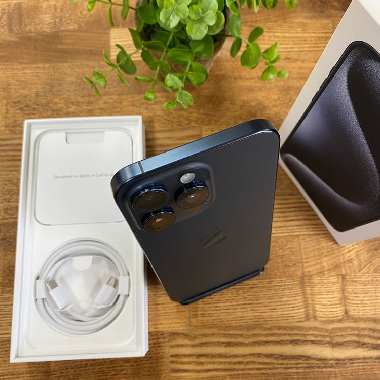 ����Ʊ�� iPhone 15Promax 256GB �֥롼  ������ SIM�ե꡼����̵��