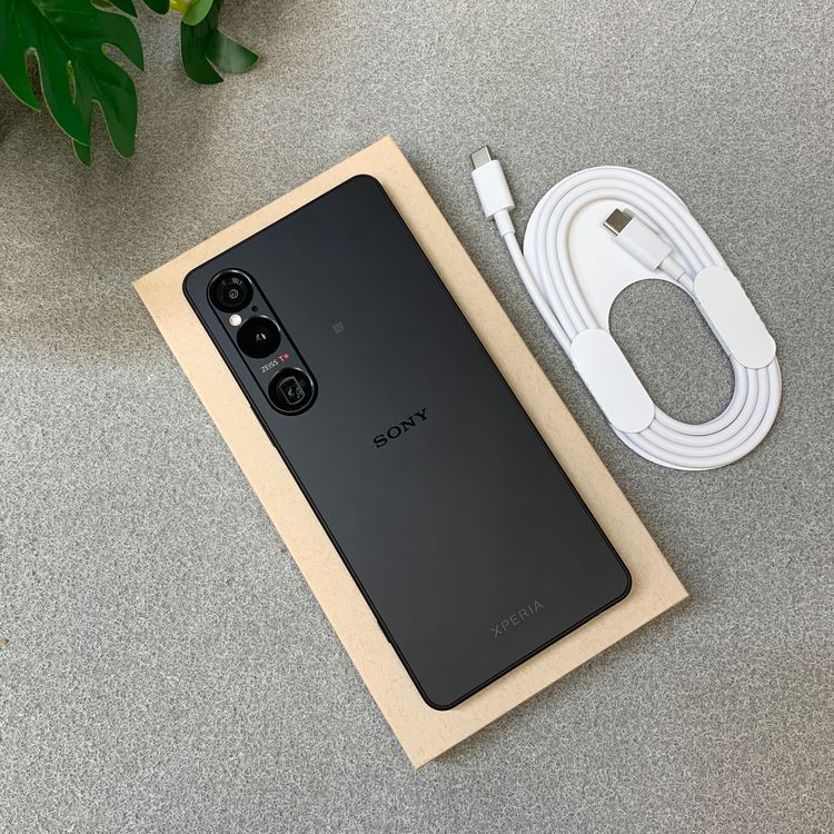 Sony Xperia 1 VI SO-51E 256GB �֥�å� �ɥ����� SIM�ե꡼����̵��