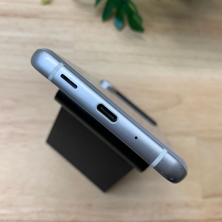 arrows N F-51C 128GB  �ۥ磻�ȡ��ɥ����� SIM�ե꡼ ����̵��