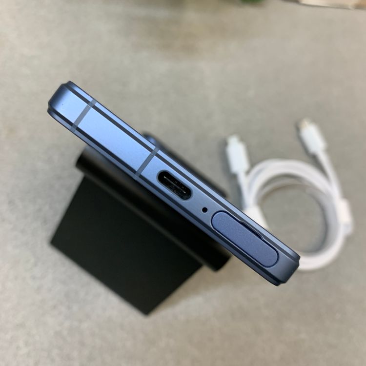 Xperia 5 V SO-53D 128GB �֥롼 �ɥ����� SIM�ե꡼ ����̵��