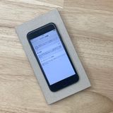 �Хåƥ꡼ 97% iPhone 7 32GB �֥�å��������� SIM�ե꡼����̵��