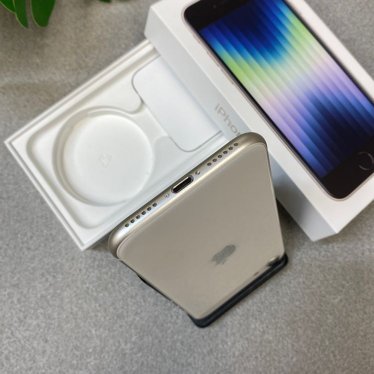 ����Ʊ�� iPhone SE3 64GB �������饤�� ������ SIM�ե꡼ ����̵��