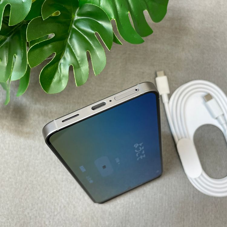 Galaxy S25 SC-51F ����С�����ɥ� 256GB �ɥ����� SIM�ե꡼����̵��
