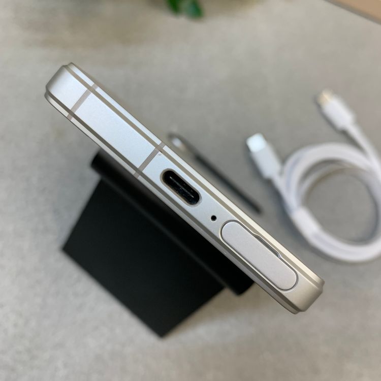 Xperia 5 V SO-53D 128GB�ץ���ʥ���С��ɥ����� SIM�ե꡼ ����̵��