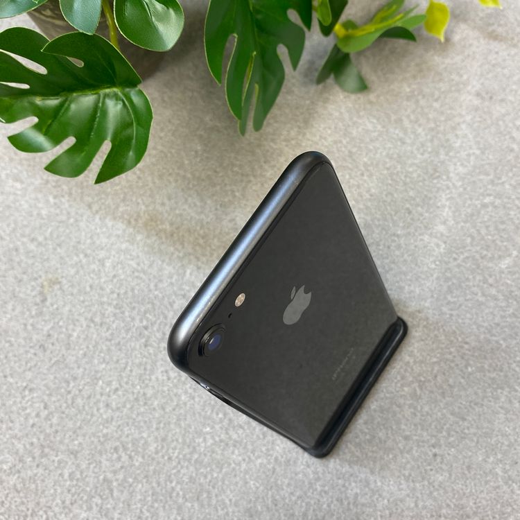 �Хåƥ꡼85�� iPhone 8 64GB �֥�å� ������ SIM�ե꡼����̵��