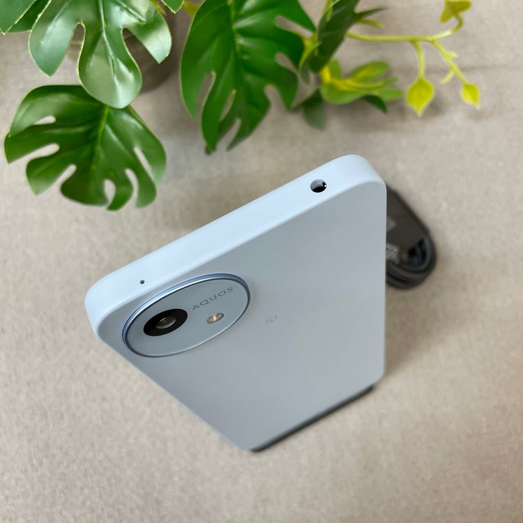 ����Ʊ�� AQUOS Wish4 64GB �֥롼 SH-52E �ɥ����� SIM�ե꡼