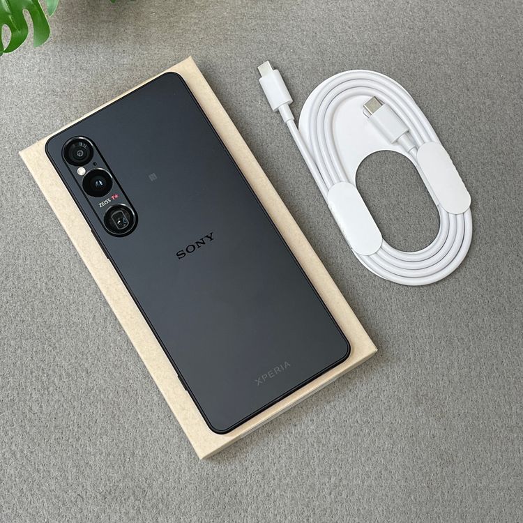 Sony Xperia 1 VI SOG13 256GB �֥�å� ������ SIM�ե꡼����̵��