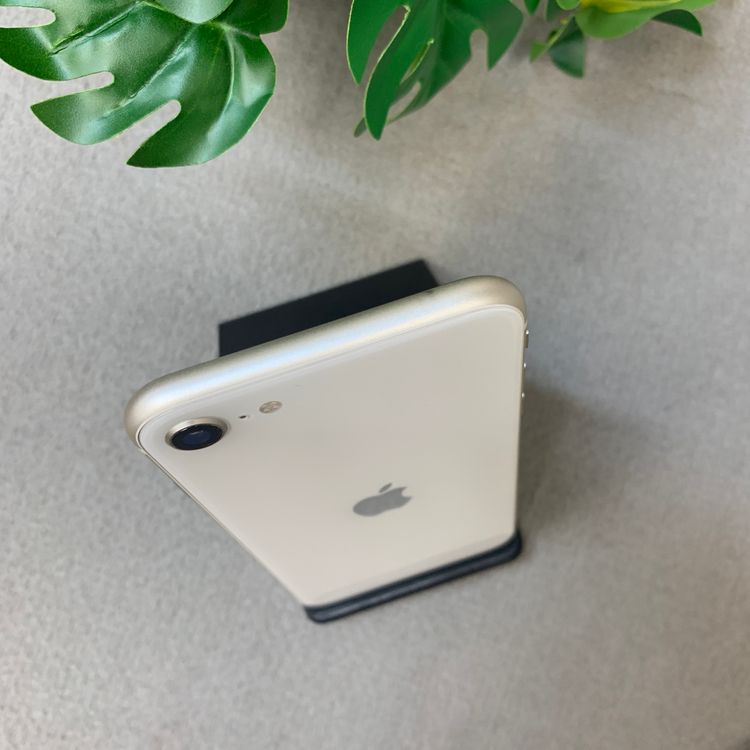 �Хåƥ꡼ 84% iPhone SE3 64GB �������饤�� ������ SIM�ե꡼ ����̵��
