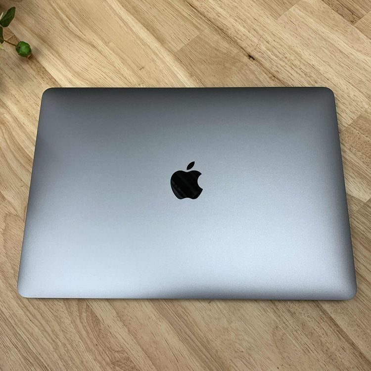 MacBook Pro 13インチ 256GB スペースグレー 2019年 9LVDC 送料無料