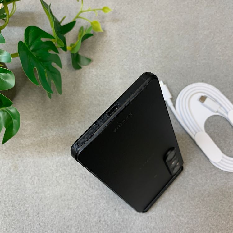 Sony Xperia 1 VI SO-51E 256GB �֥�å� �ɥ����� SIM�ե꡼����̵��