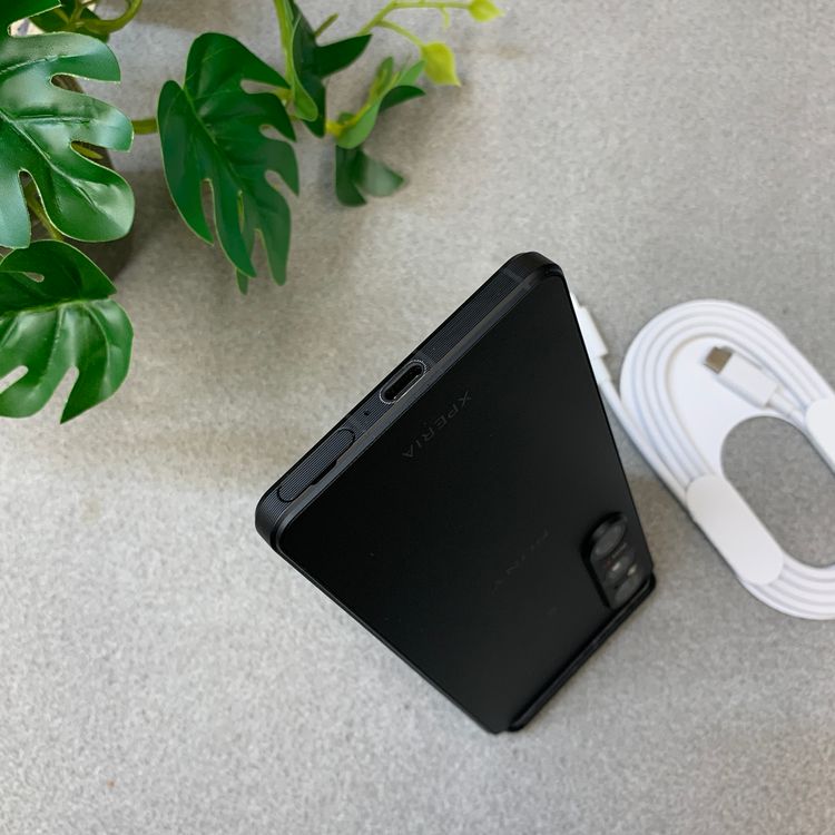 Sony Xperia 1 VI SO-51E 256GB �֥�å� �ɥ����� SIM�ե꡼����̵��