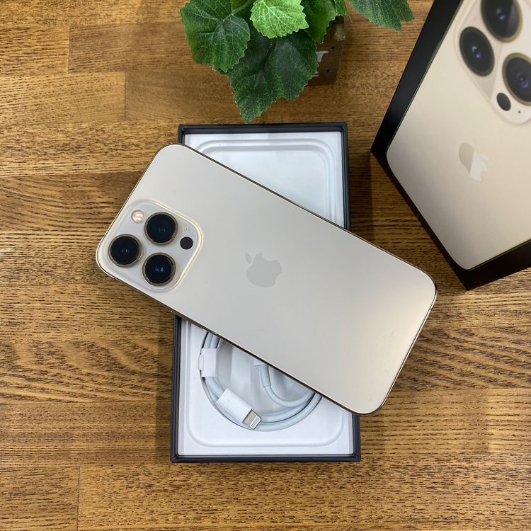 iPhone 13Pro 256GB ������� ����SIM�ե꡼ ����̵��