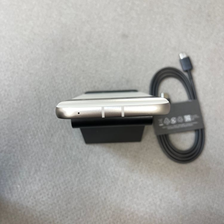 �Хåƥ꡼96�� GooglePixel 8a 128Gb Porcelain ������SIM�ե꡼