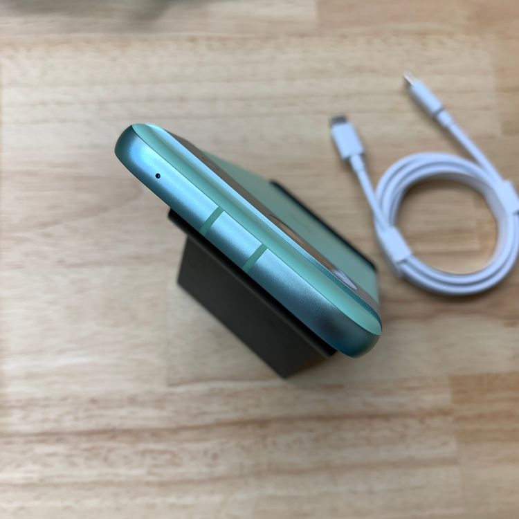 �Хåƥ꡼95% Google Pixel 8a 128Gb Aloe ������SIM�ե꡼