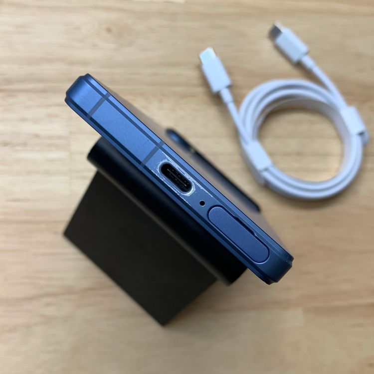 Xperia 5 V SO-53D 128GB �֥롼 �ɥ����� SIM�ե꡼ ����̵��