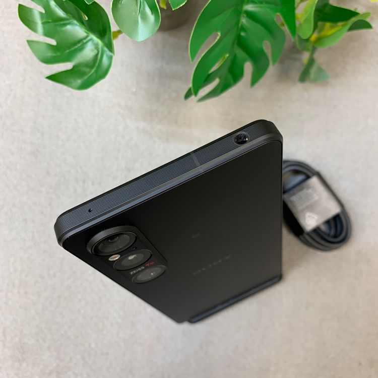 Sony Xperia 1 VI SO-51E 256GB �֥�å� �ɥ����� SIM�ե꡼����̵��