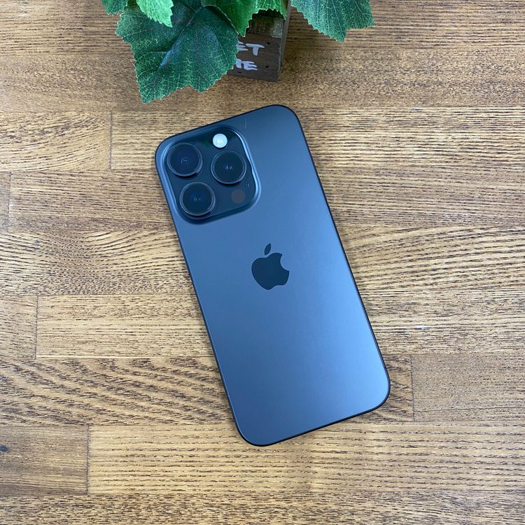 iPhone 15Pro 128GB �֥�å� ������ SIM�ե꡼ ����̵��