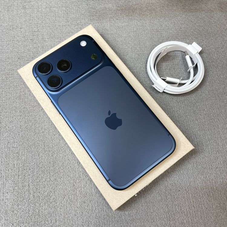 ����Ʊ�� iPhone 17ProMax 256GB �ǥ����ץ֥롼 ������ SIM�ե꡼ ����̵��