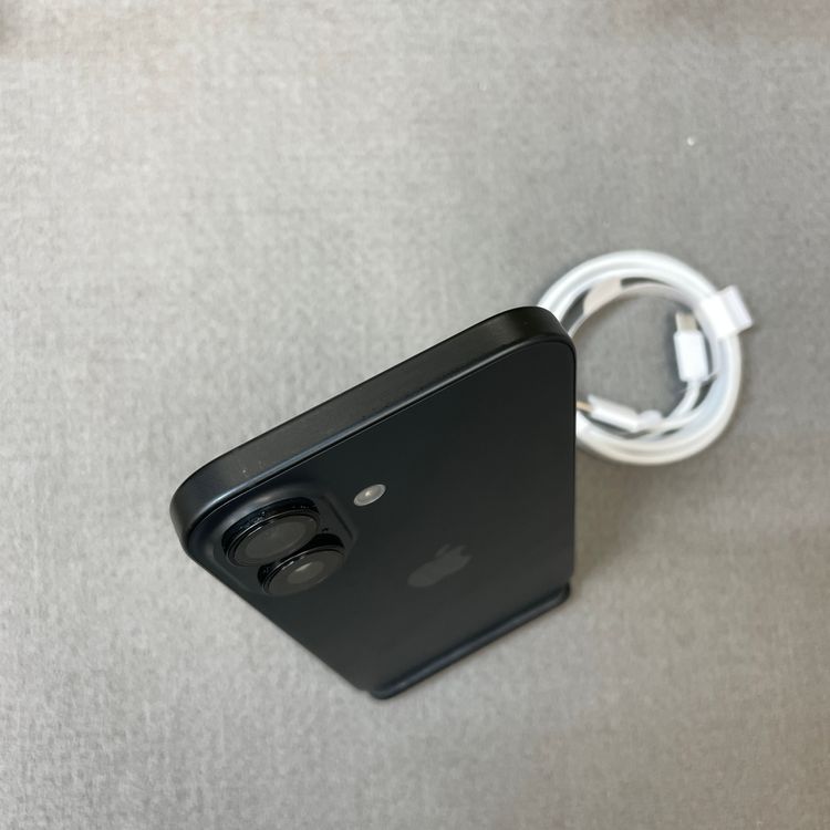 �Хåƥ꡼94% iPhone 16 128GB �֥�å� ������ SIM�ե꡼ ����̵��