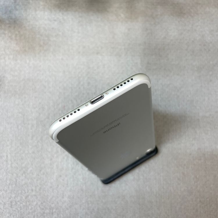 iPhone 7 32GB ����С� ������ SIM�ե꡼����̵��