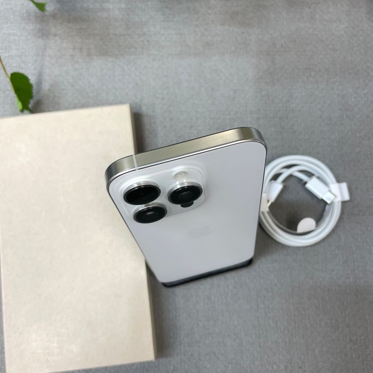 ����Ʊ��iPhone 16Pro 256GB �ۥ磻�ȹ����� SIM�ե꡼����̵��