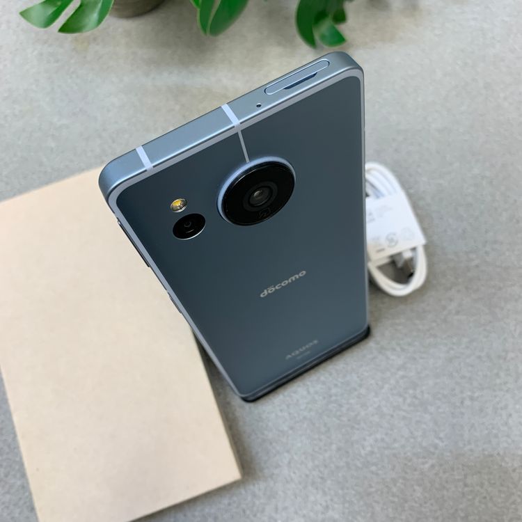 AQUOS sense7 128GB �֥롼 ������ SIM�ե꡼ ����̵��