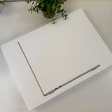 ���ʡ�̤���� MacBook Air 13.6����� M5 256Gb ����С�