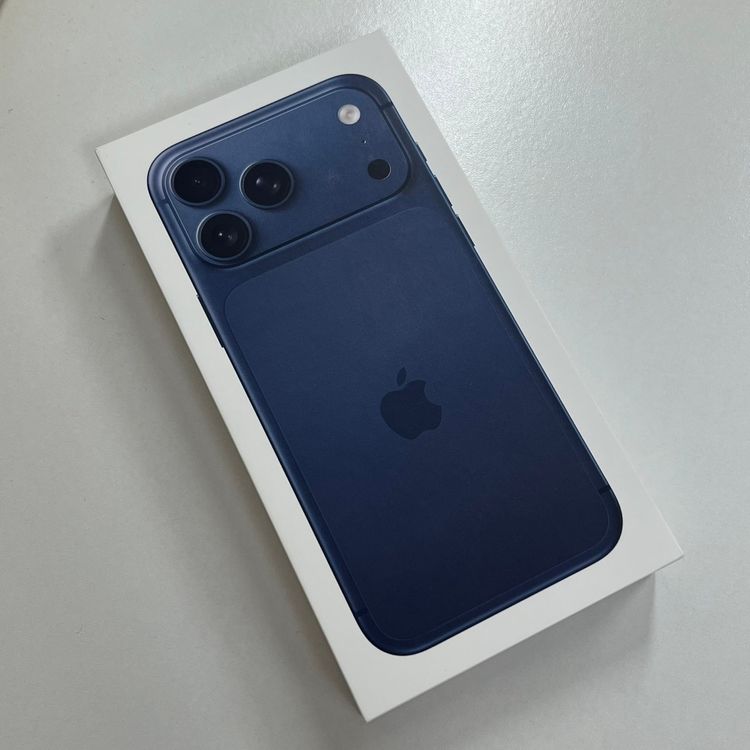 ���ʡ�̤���� iPhone 17 ProMax 512GB �֥롼 ������ SIM�ե꡼ ����̵��