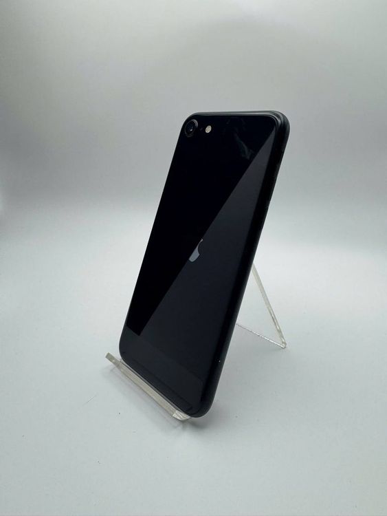 ��� iPhone SE(��3����) 64GB �Хåƥ꡼85% �������å��դ� -2582