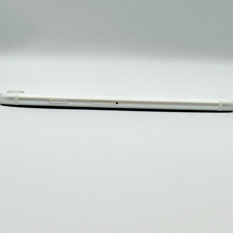 �ڥХåƥ꡼80���iPhone SE ��2���� 64GB �ۥ磻�ȡ�SIM�ե꡼
