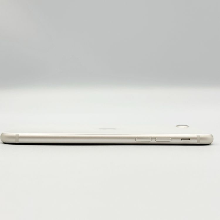 �ڥХåƥ꡼95���iPhone SE (��3����) 64GB SoftBank