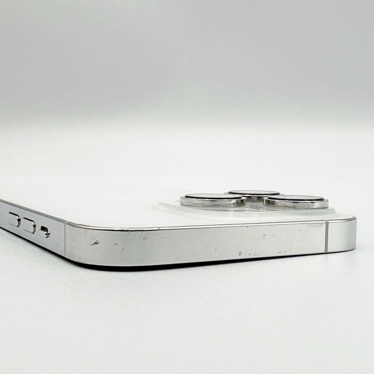 �ڥХåƥ꡼84���iPhone 14 Pro��128GB��docomo
