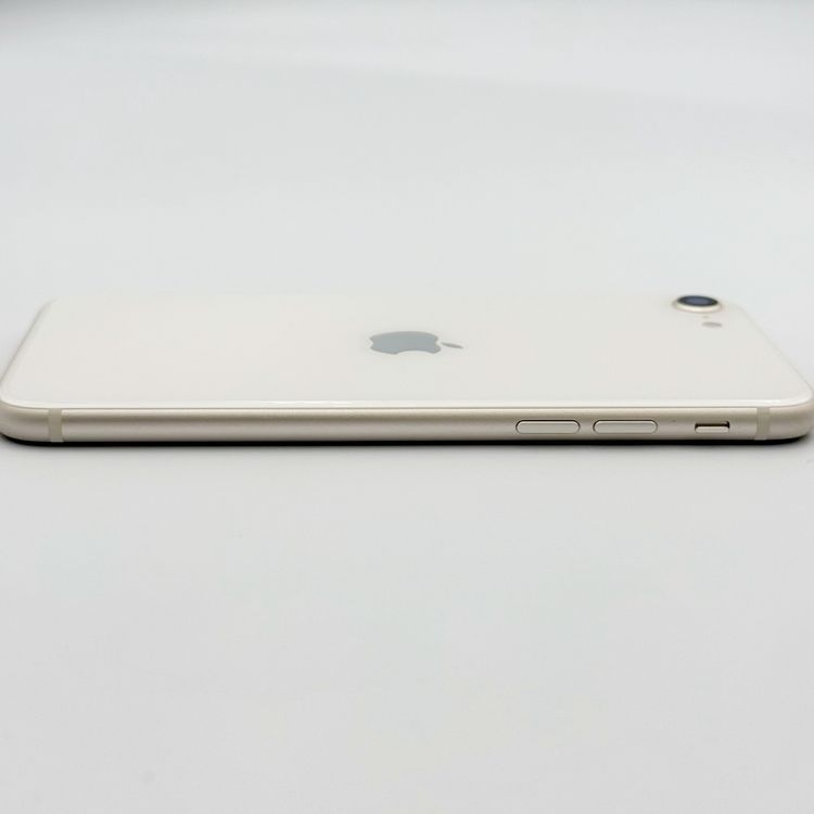 �ڥХåƥ꡼89���iPhone SE (��3����)��64GB	Starlight��docomo