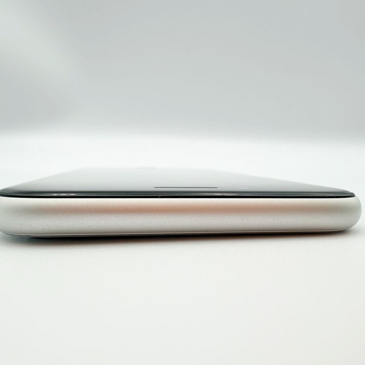�ڥХåƥ꡼92���iPhone SE ��2���� 64GB �ۥ磻�ȡ�SoftBank