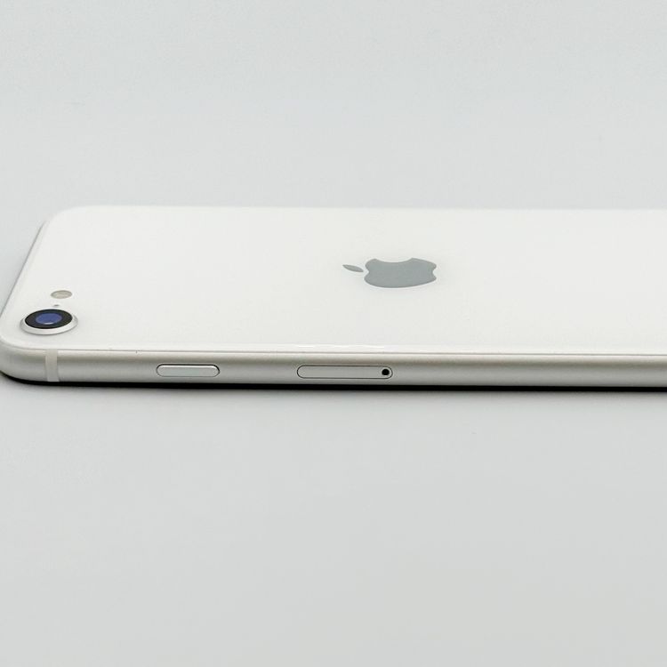�ڥХåƥ꡼84���iPhone SE (��2����) 64GB White docomo