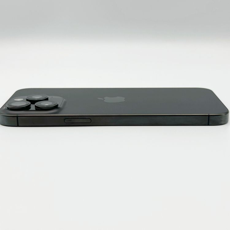 �ڥХåƥ꡼84���iPhone 15 Pro Max 256GB �֥�å���au