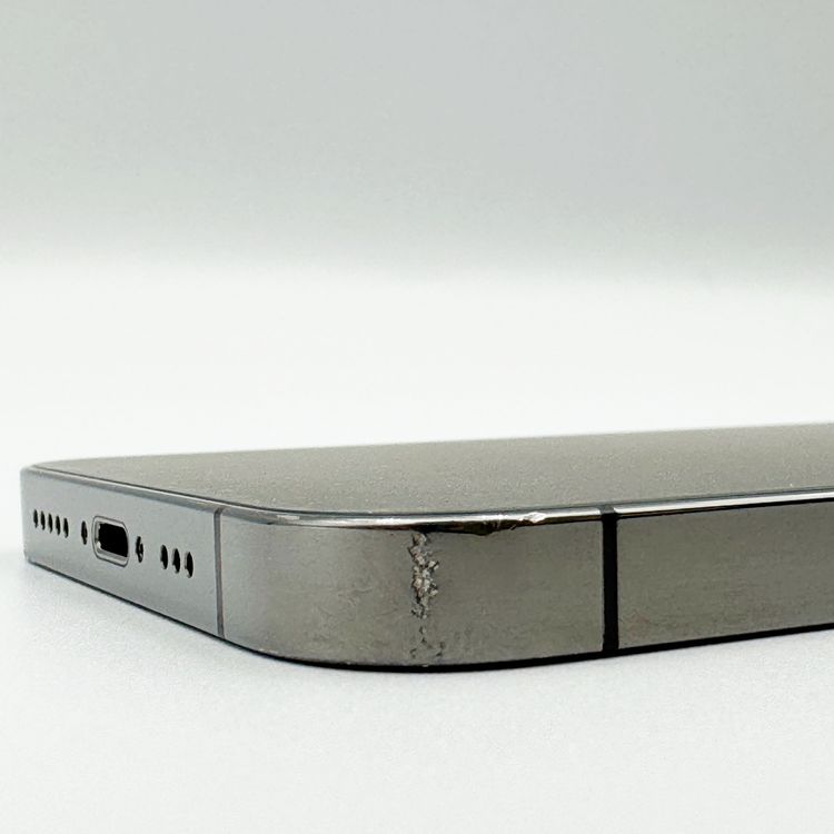 �ڥХåƥ꡼84���iPhone 13 Pro��128GB	Graphite��au