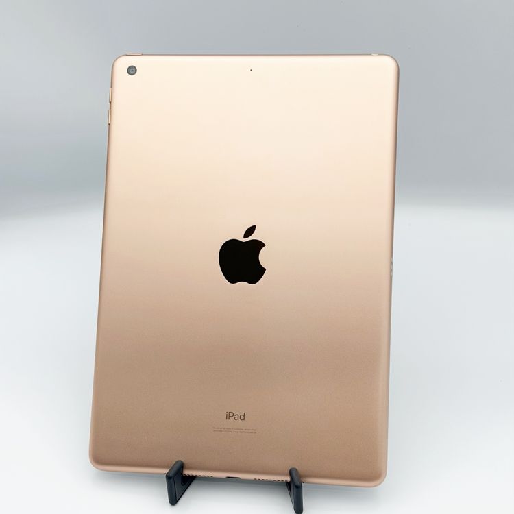 �ڥХåƥ꡼85���iPad ��7���� 32GB ������� Wi-Fi