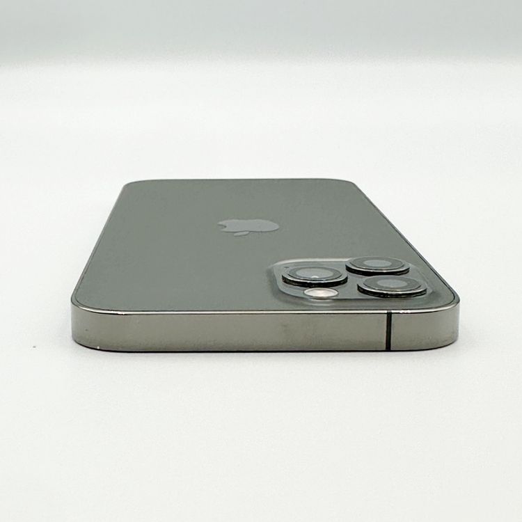 �ڥХåƥ꡼77���iPhone 12 Pro��256GB	Graphite	docomo