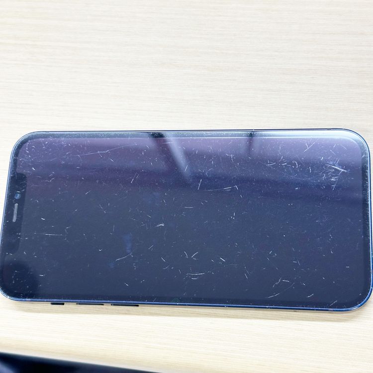 �ڥХåƥ꡼72���iPhone 12 64GB �֥�å���SIM�ե꡼