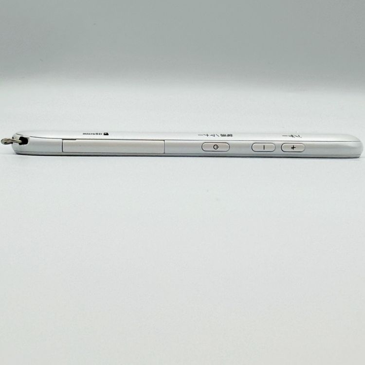�餯�餯���ޡ��ȥե���32GB	�ۥ磻��	F-42A��docomo