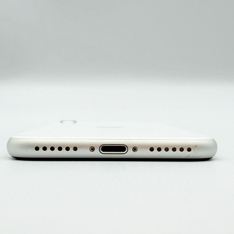 �ڥХåƥ꡼80���iPhone SE ��2���� 64GB �ۥ磻�ȡ�SIM�ե꡼