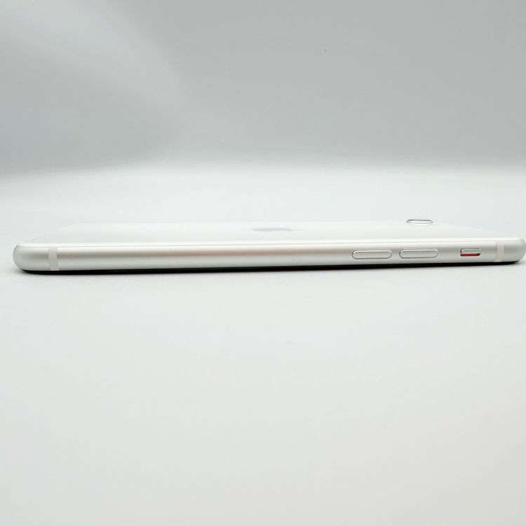 �ڥХåƥ꡼100���iPhone SE ��2���� 64GB �ۥ磻�ȡ�SoftBank