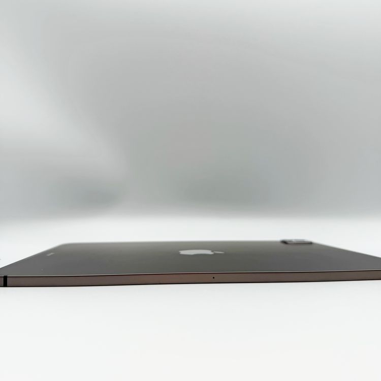 ������90���iPad Pro 11���������2�����128GB Wi-Fi + Cellular