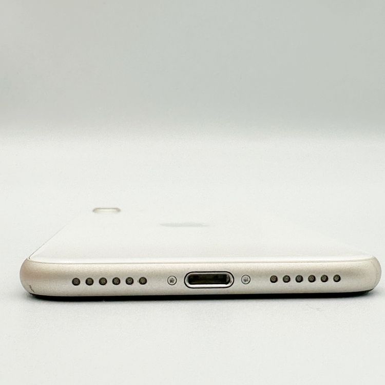 �ڥХåƥ꡼87���iPhone SE (��3����) 64GB SoftBank