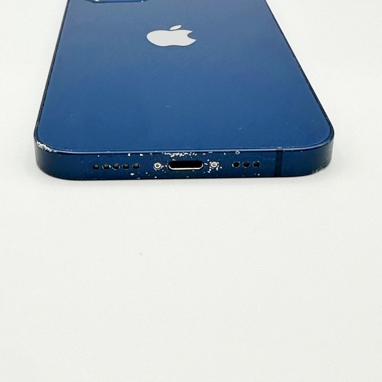 �ڥХåƥ꡼82���iPhone 12��128GB��Blue��docomo