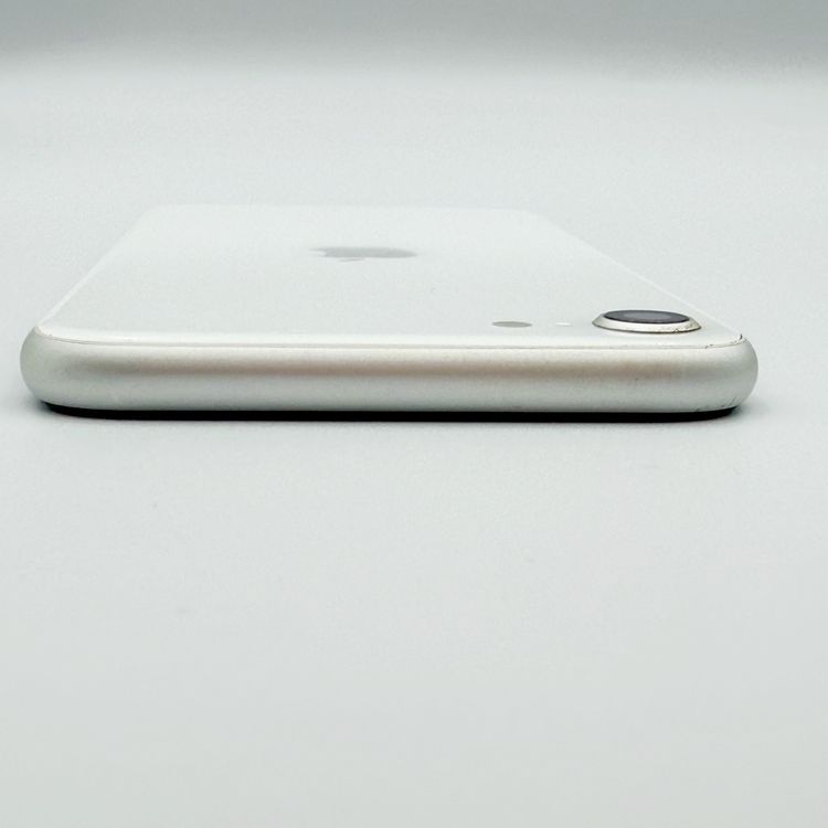 �ڥХåƥ꡼93��� iPhone SE ��2���� 64GB �ۥ磻�ȡ�SoftBank