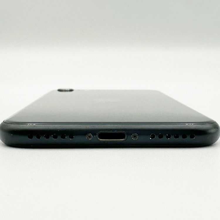 �ڥХåƥ꡼92���iPhone SE (��3����) 64GB SoftBank