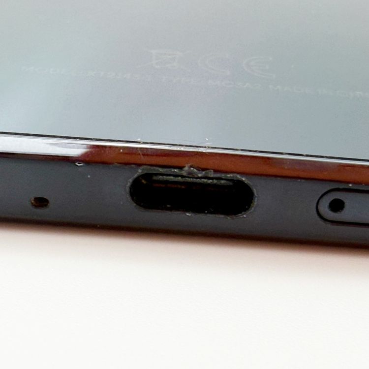 motorola edge20 128GB	�ե����ȥ��˥��� XT2143-1 SIM�ե꡼